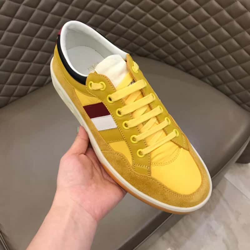 GUCCI MEN'S YELLOW LEATHER AND NYLON SNEAKERS - GC63