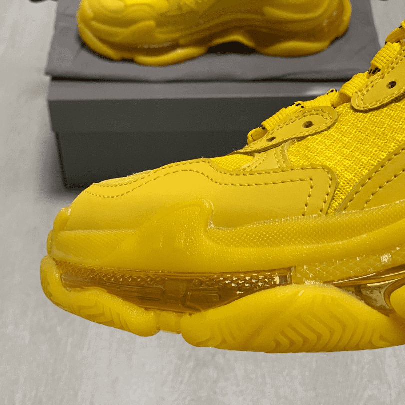 BALENCIAGA TRIPLE S CLEAR SOLE