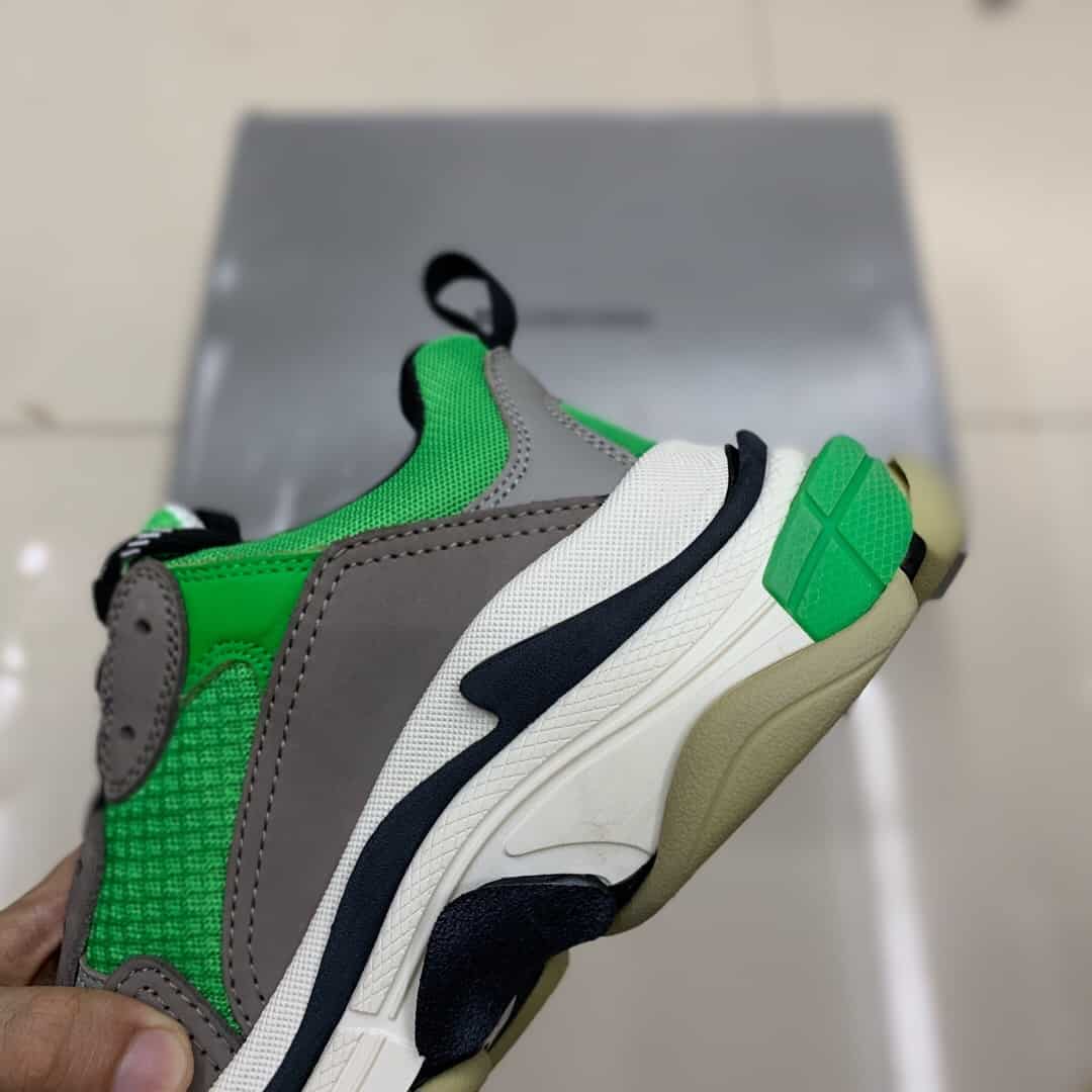 BALENCIAGA TRIPLE S TRAINERS - BB23