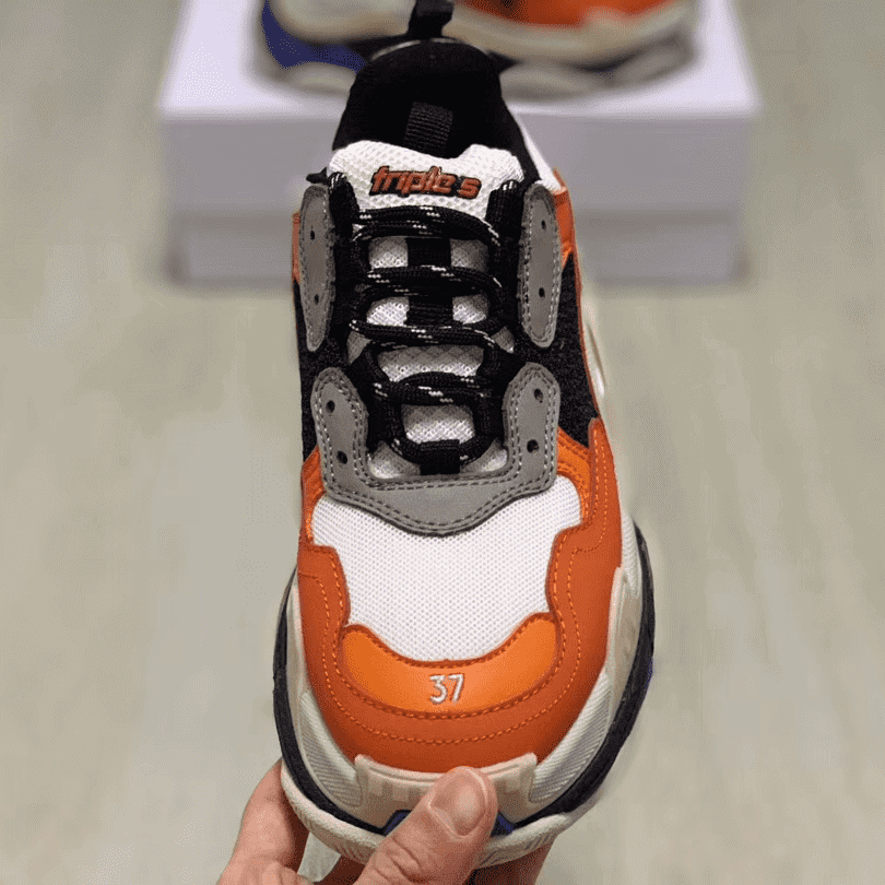 BALENCIAGA TRIPLE S TRAINERS - BB24