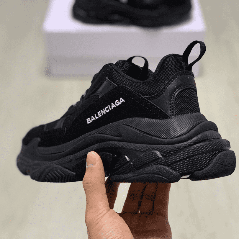 BALENCIAGA TRIPLE S TRAINERS - BB26