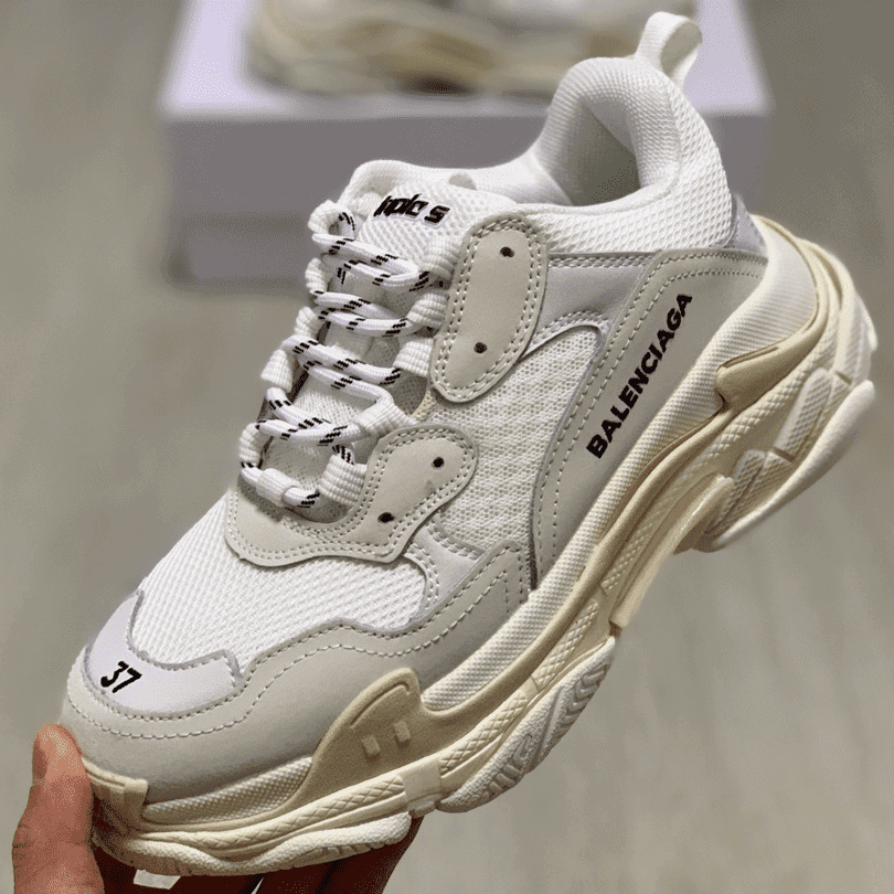 BALENCIAGA TRIPLE S TRAINERS - BB28