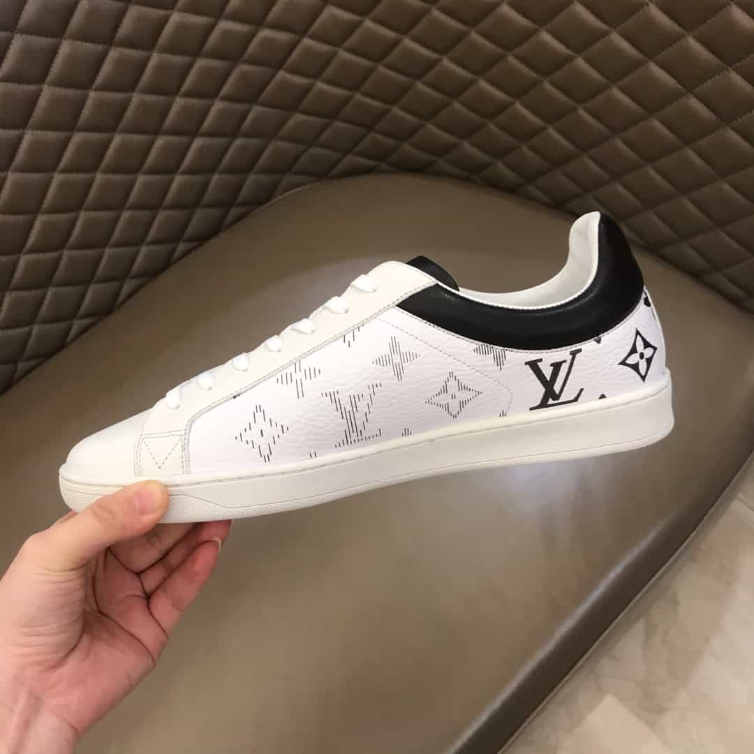LOUIS VUITTON LUXEMBOURG SNEAKERS - LV83