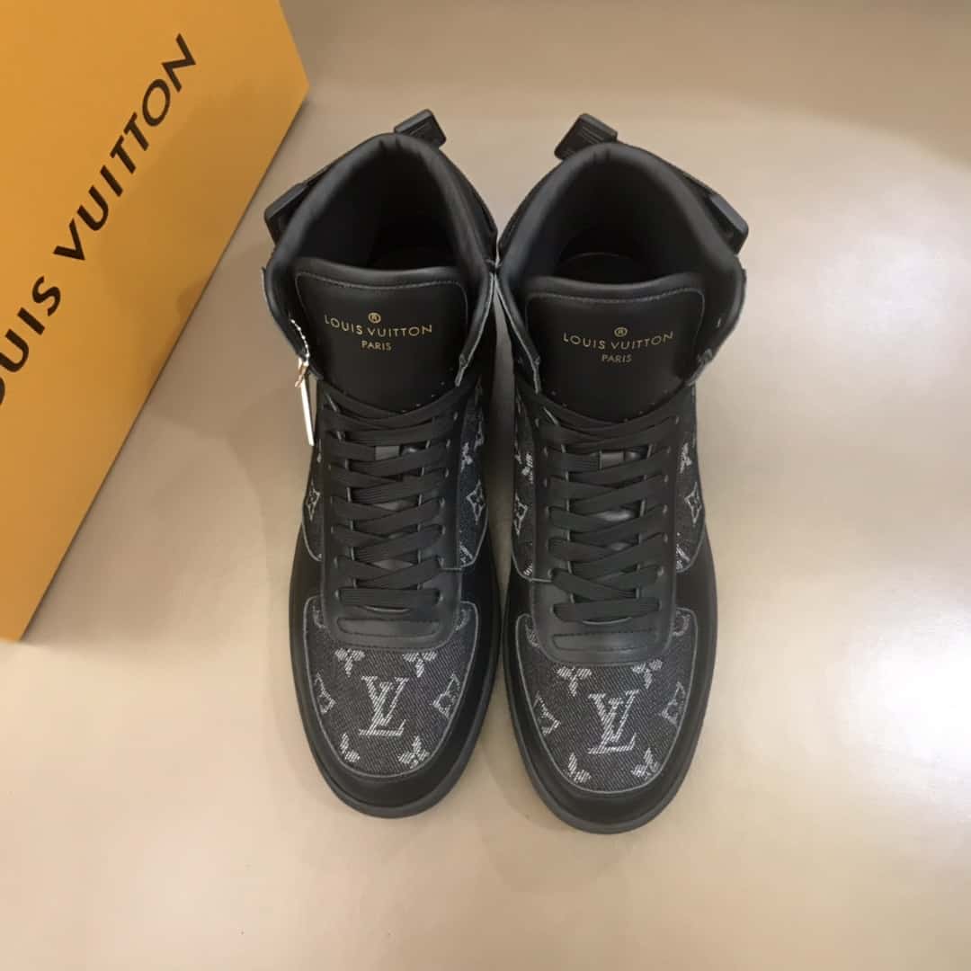 LOUIS VUITTON RIVOLI BOOTS - LV77