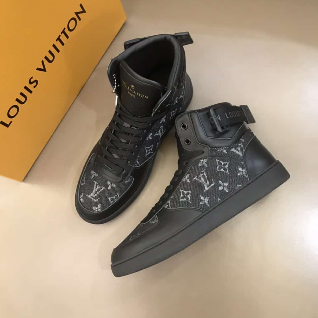 LOUIS VUITTON RIVOLI BOOTS - LV77