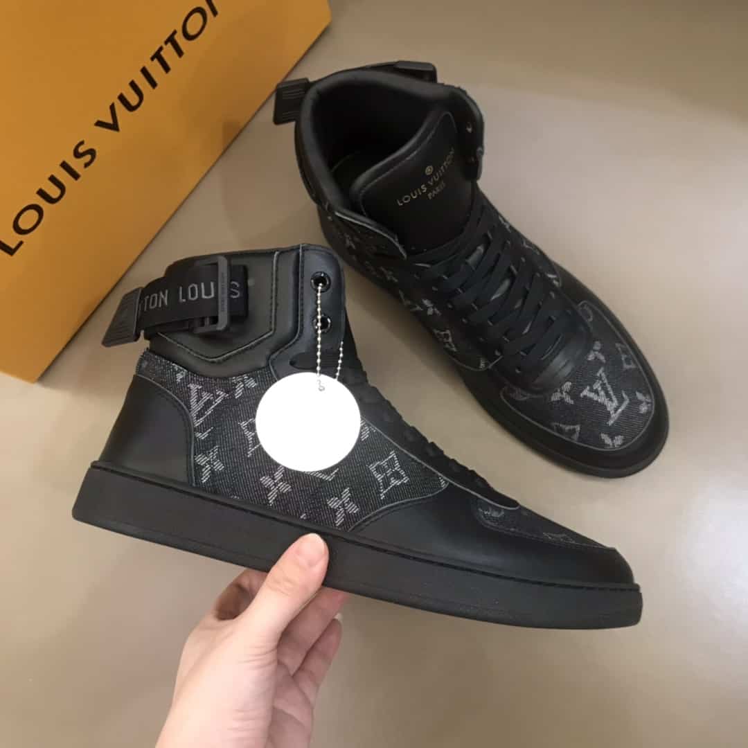 LOUIS VUITTON RIVOLI BOOTS - LV77