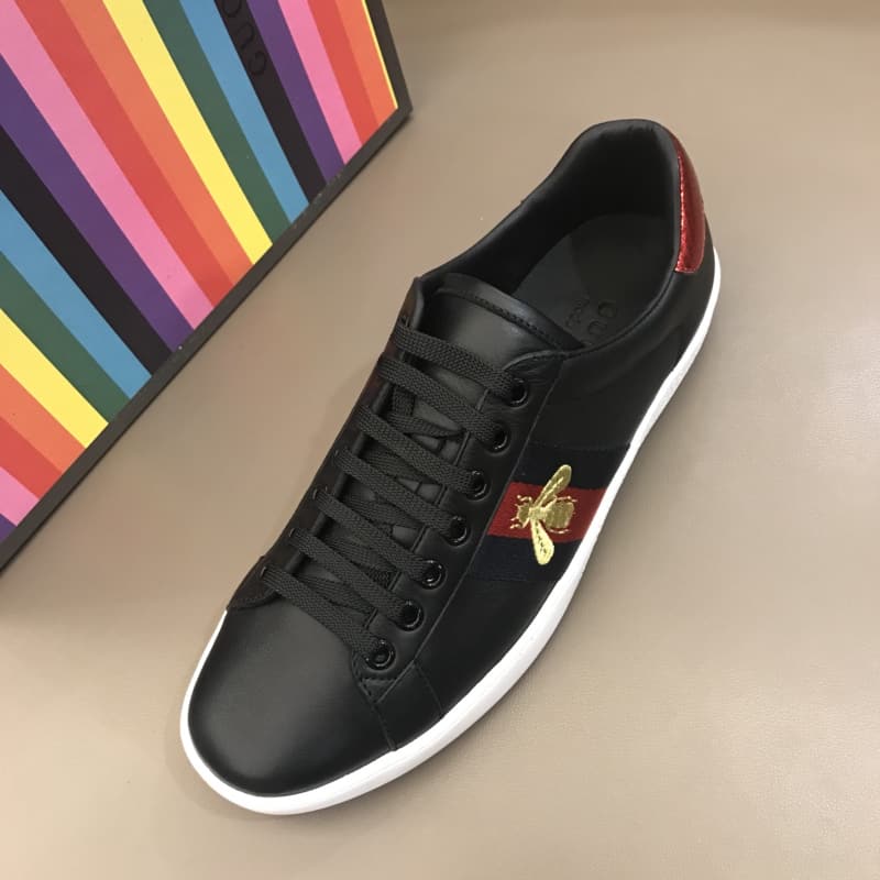 GUCCI ACE EMBROIDERED BEE SNEAKER - GC37