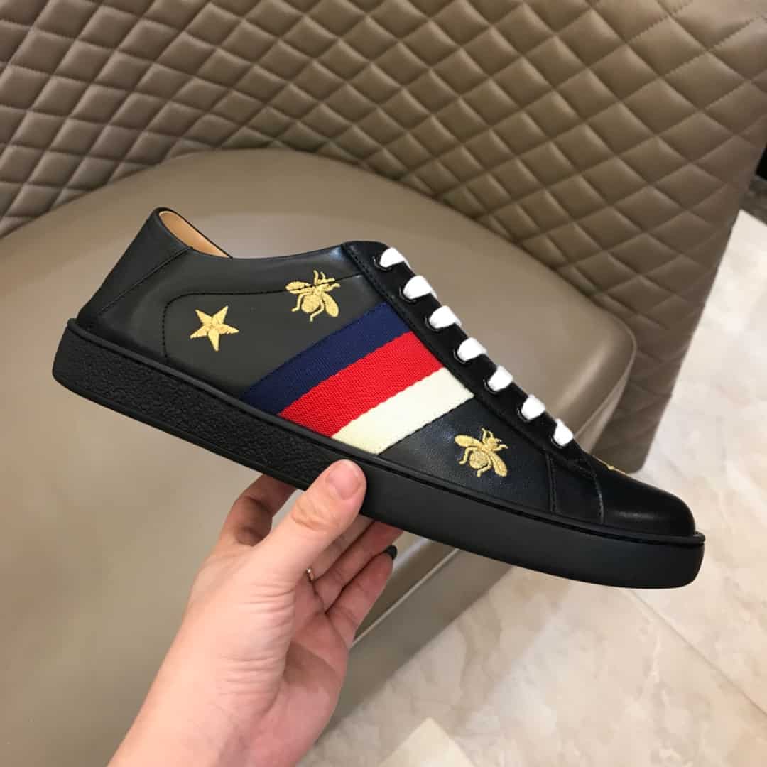 GUCCI BLACK BEE STAR WEB RED WHITE BLUE - GC36