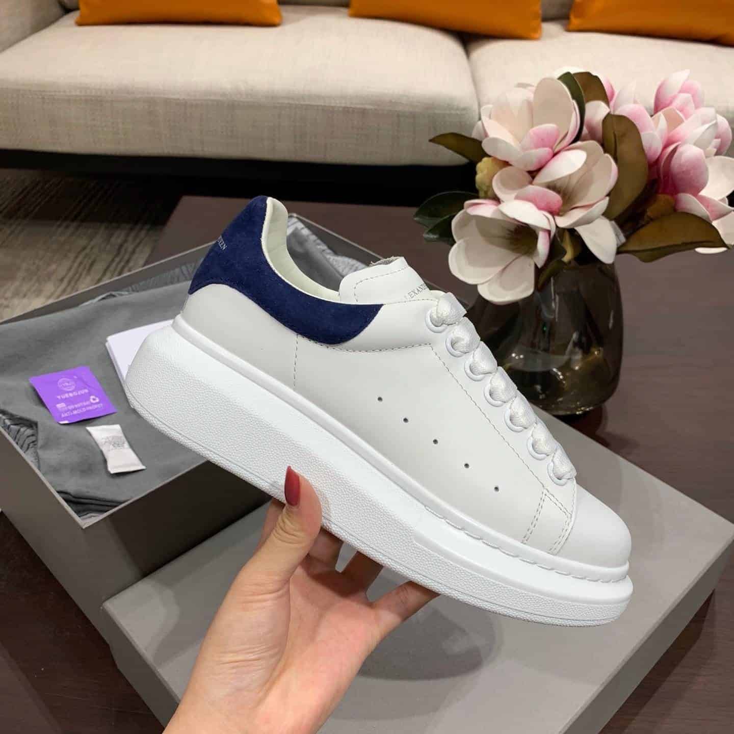 ALEXANDER MCQUEEN SNEAKER- AM10