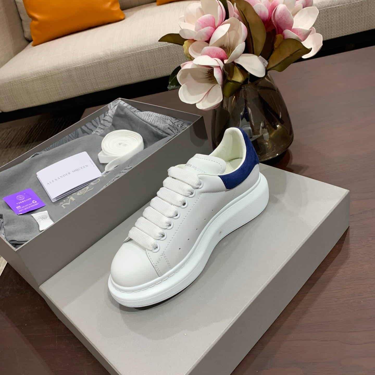 ALEXANDER MCQUEEN SNEAKER- AM10