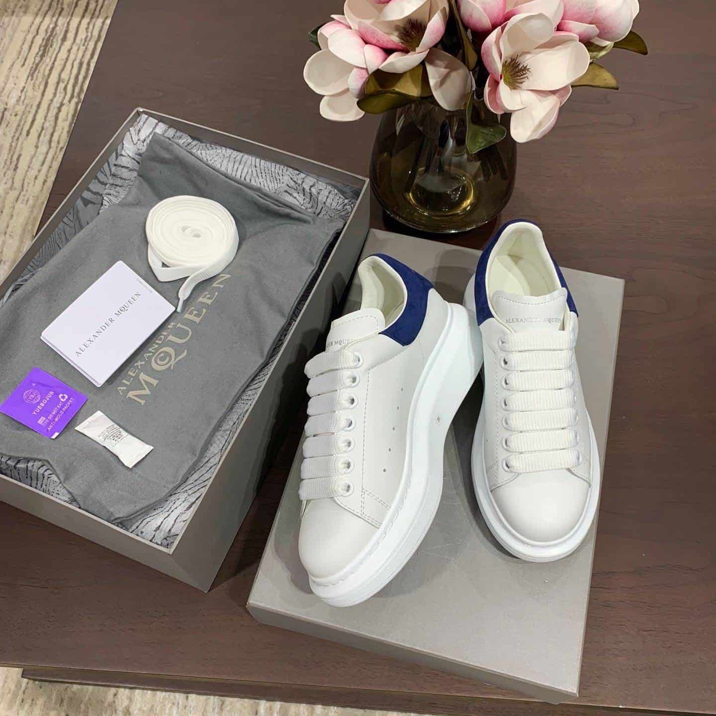 ALEXANDER MCQUEEN SNEAKER- AM10