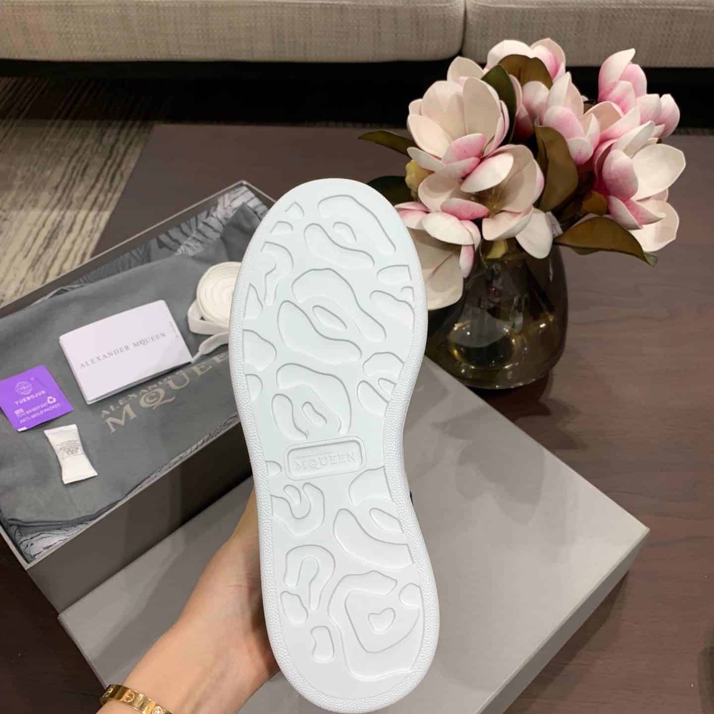 ALEXANDER MCQUEEN SNEAKER- AM10