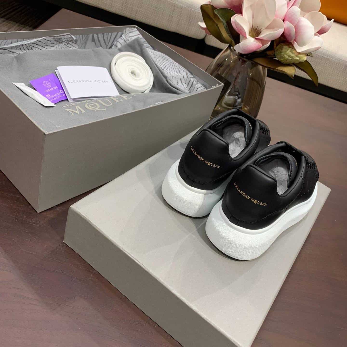 ALEXANDER MCQUEEN SNEAKER- AM12