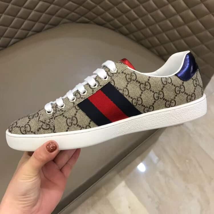 GUCCI ACE GG SUPREME SNEAKER