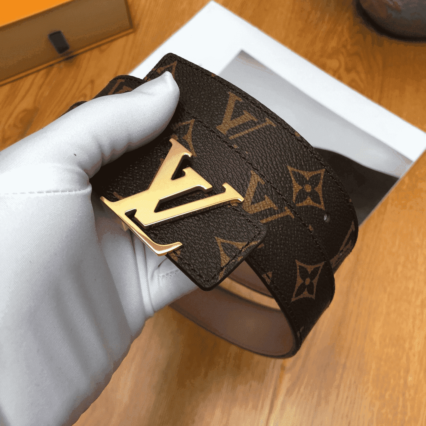 LOUIS VUITTON BELT LV INITIALES REVERSIBLE MONOGRAM ROSE POUDRE - B33