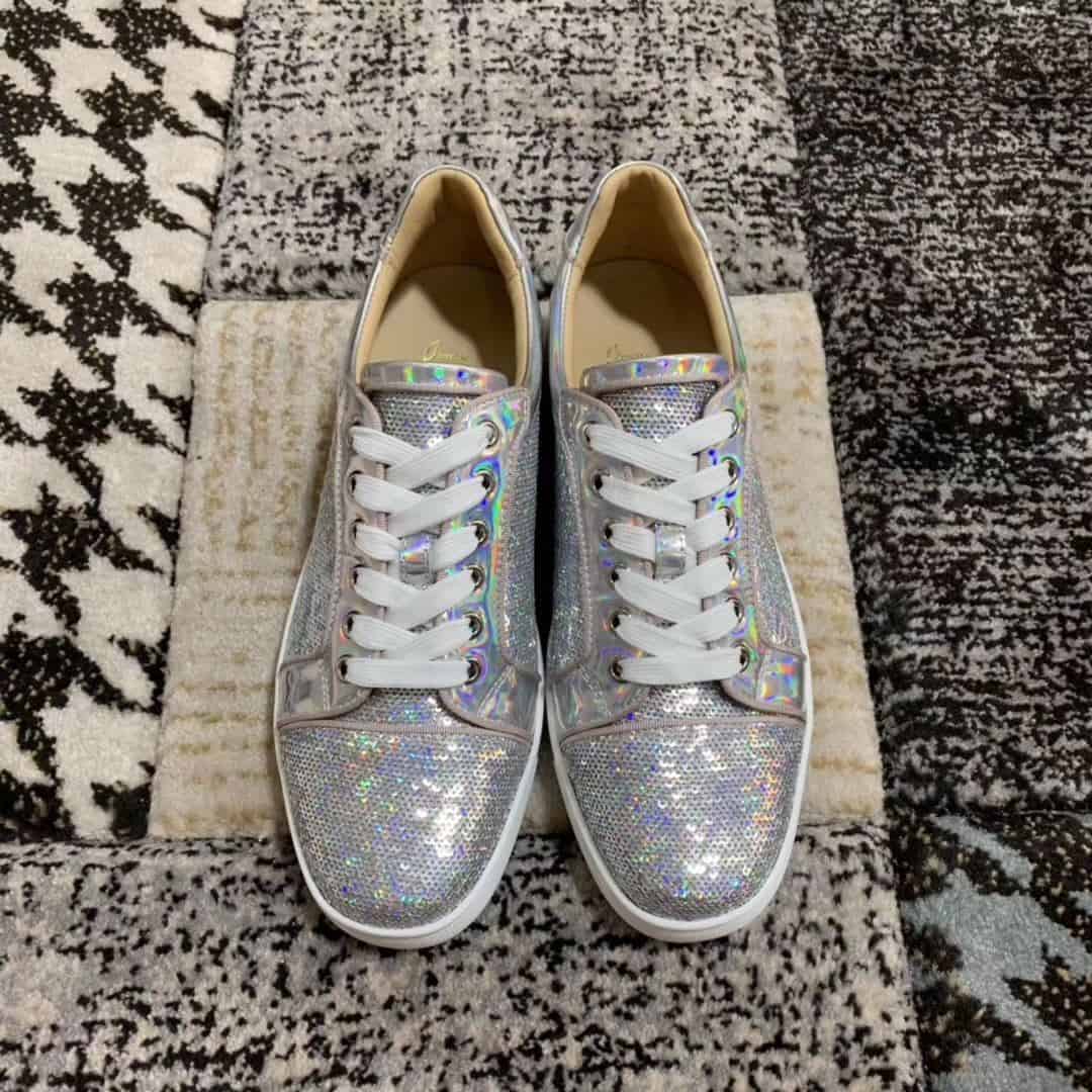 CHRISTIAN LOUBOUTIN LOW TOP SNEAKER- CL32