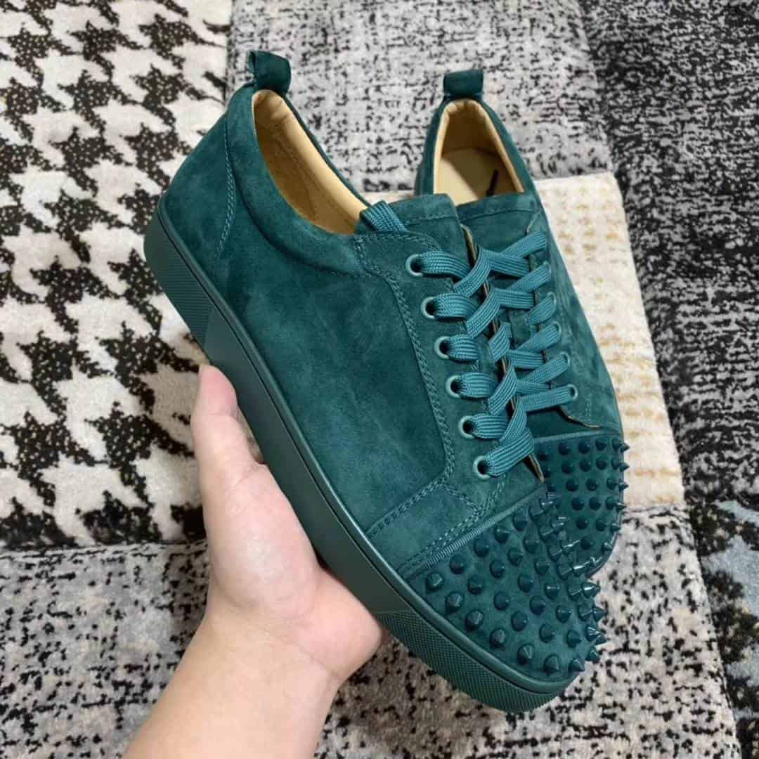 CHRISTIAN LOUBOUTIN LOW TOP SNEAKER - CL75