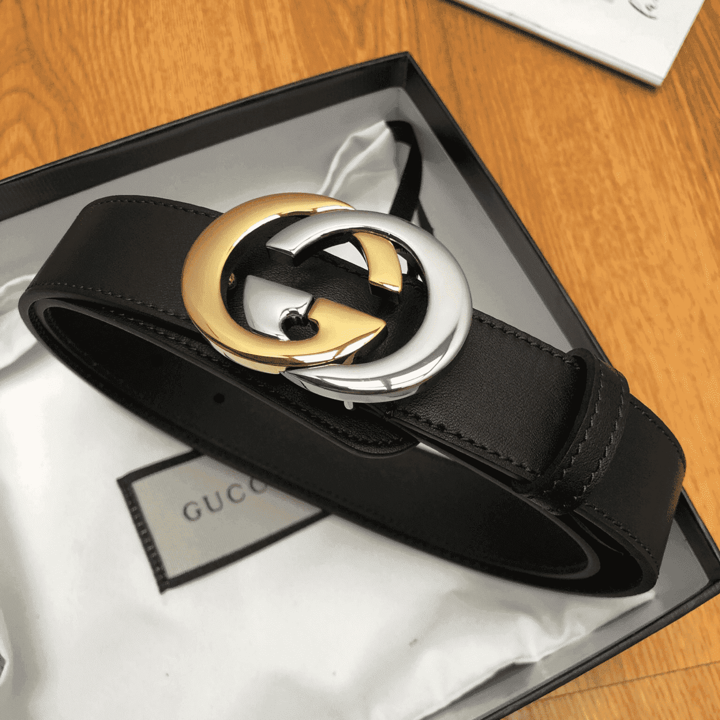 GUCCI GG LEATHER LOGO BELT - B6