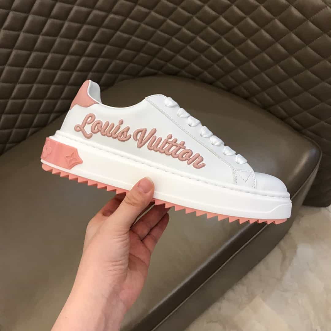 LOUIS VUITTON WOMEN'S TIME OUT SNEAKER