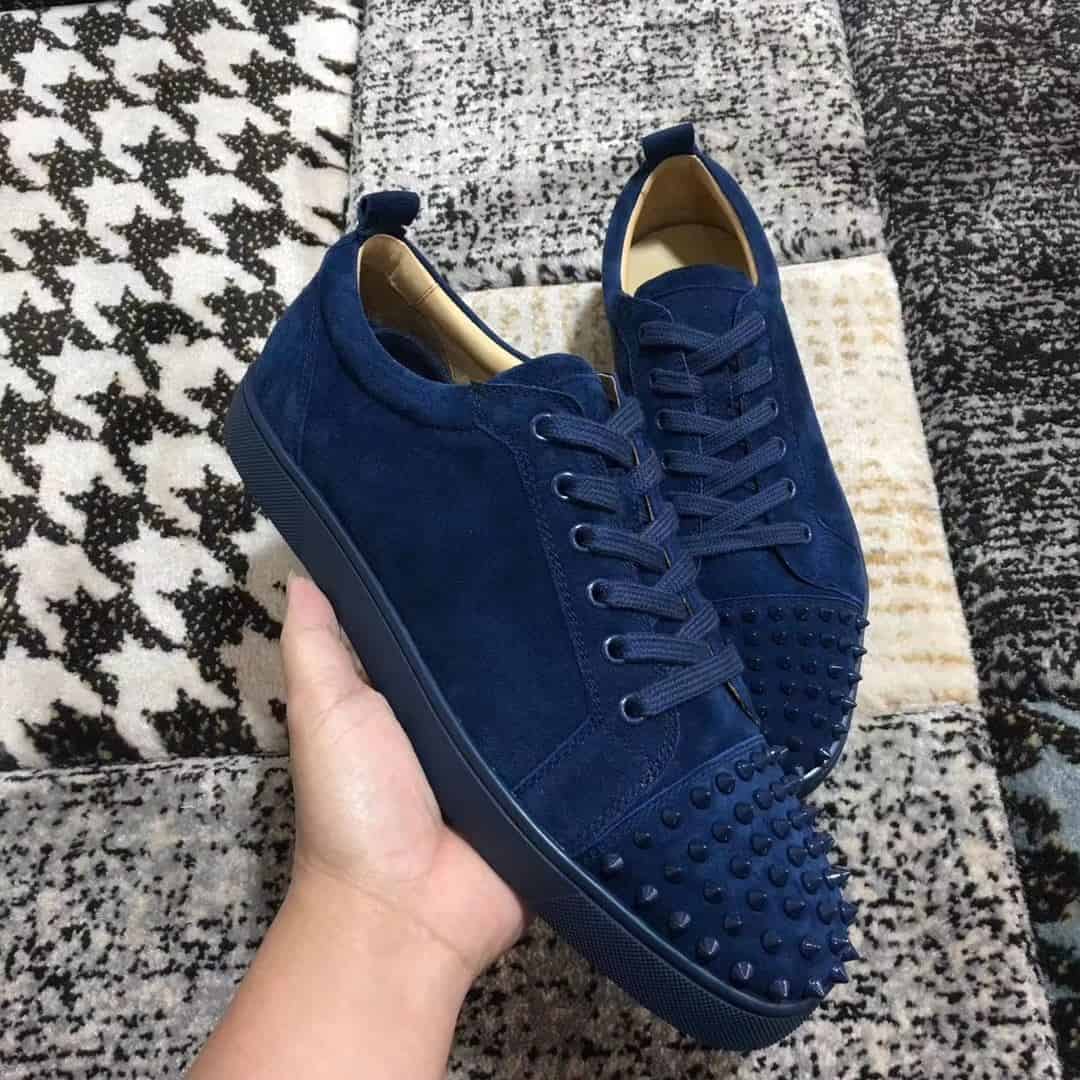 CHRISTIAN LOUBOUTIN LOW TOP SNEAKER - CL80