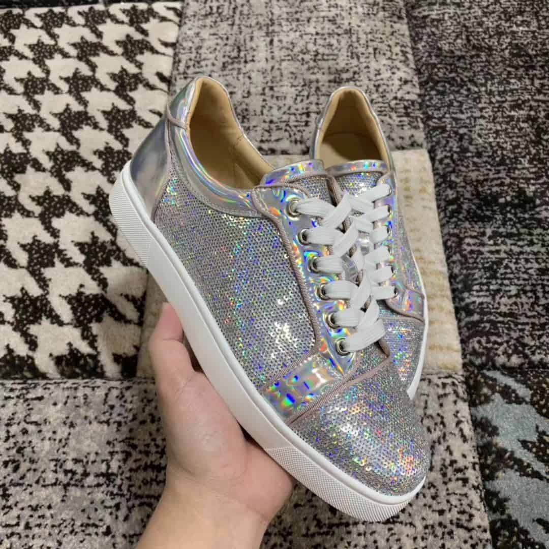 CHRISTIAN LOUBOUTIN LOW TOP SNEAKER- CL32
