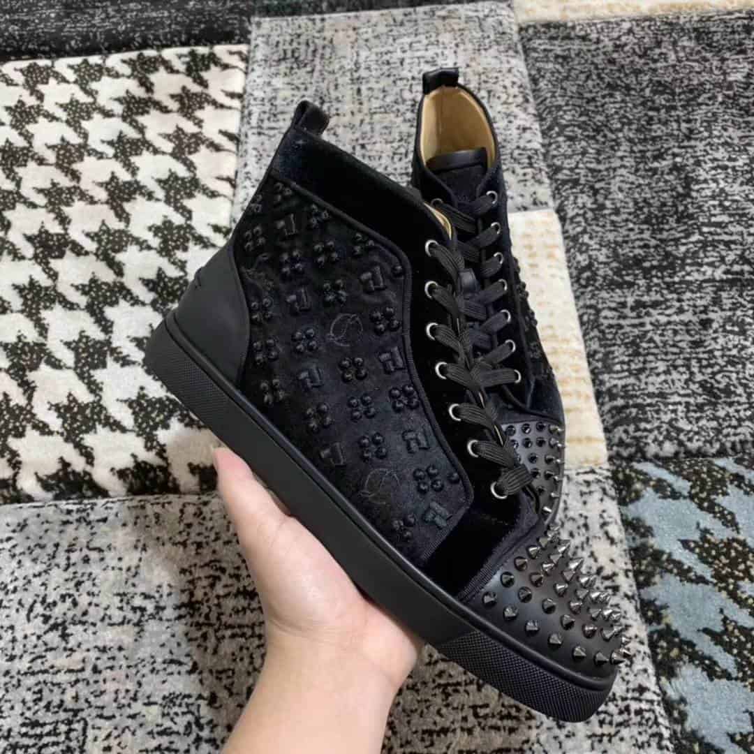 CHRISTIAN LOUBOUTIN HIGH TOP SNEAKER - CL23
