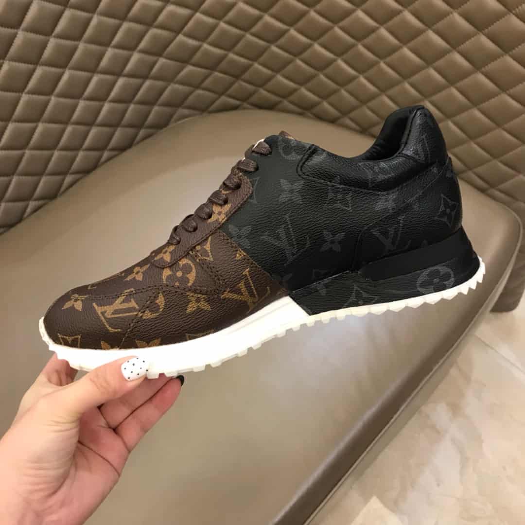 LOUIS VUITTON RUN AWAY TRAINER - LV45