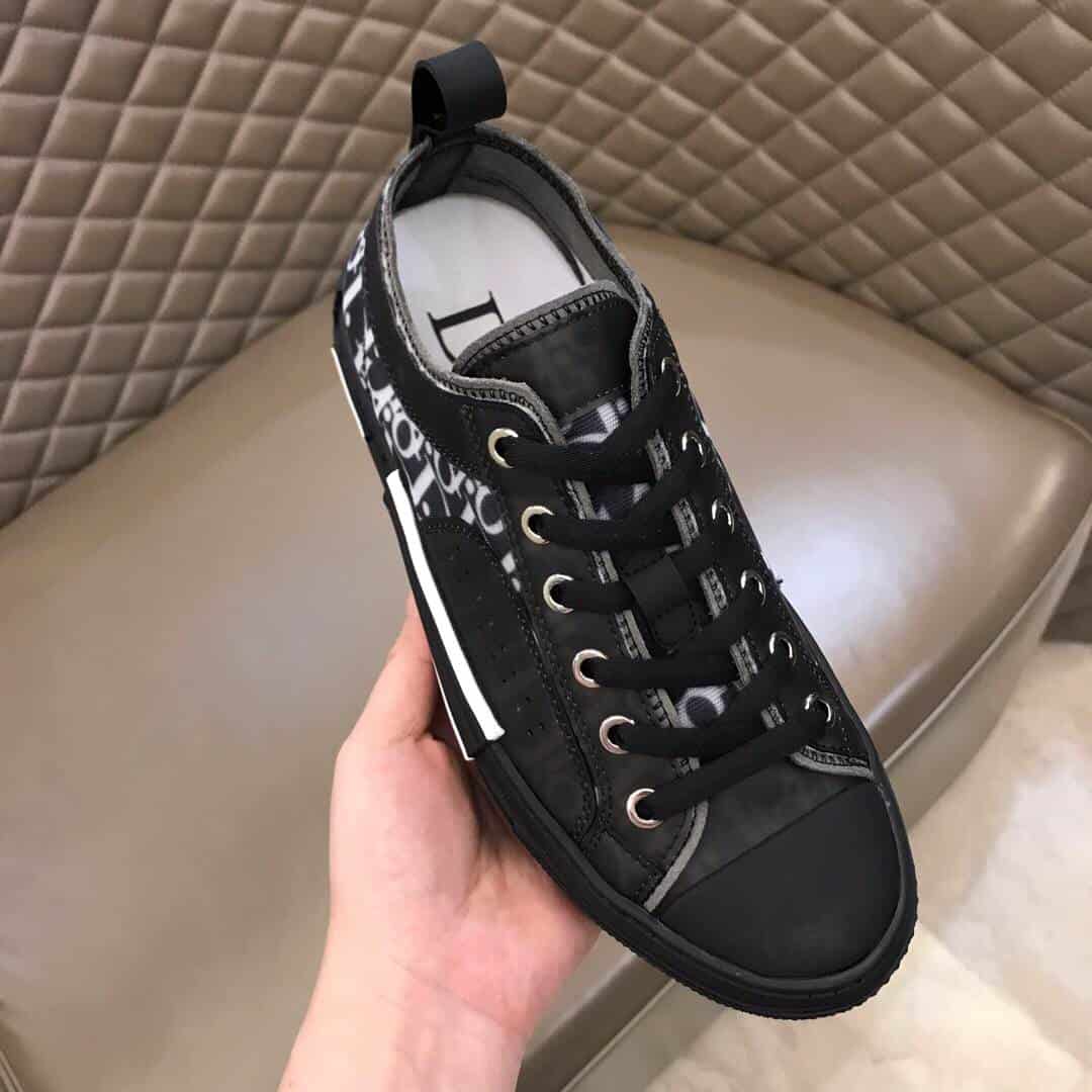 DIOR "B23" LOW-TOP DIOR OBLIQUE SNEAKER - CD1