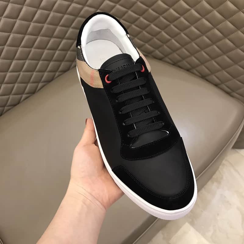 BURBERRY LEATHER AND HOUSE CHECK SNEAKERS - BBR26