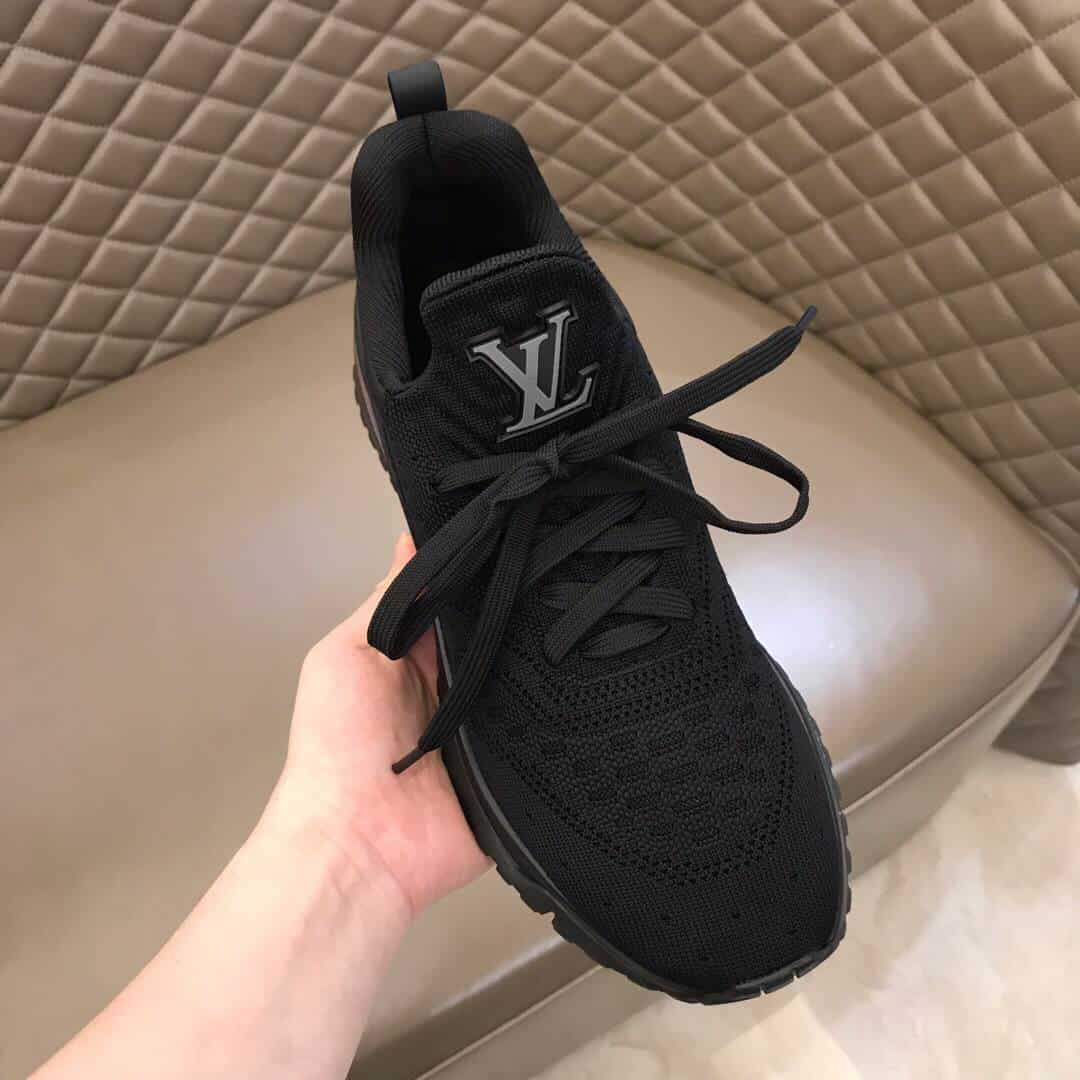 LOUIS VUITTON VNR SNEAKER - LV2