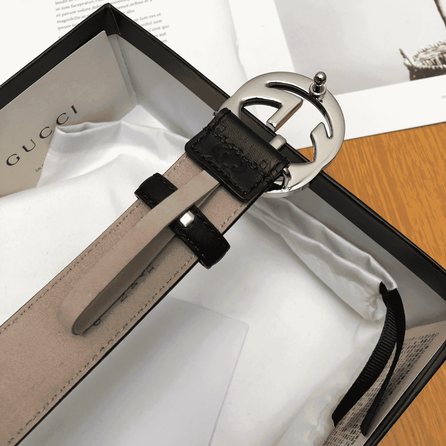 GUCCI INTERLOCKING-G LEATHER BELT - B7
