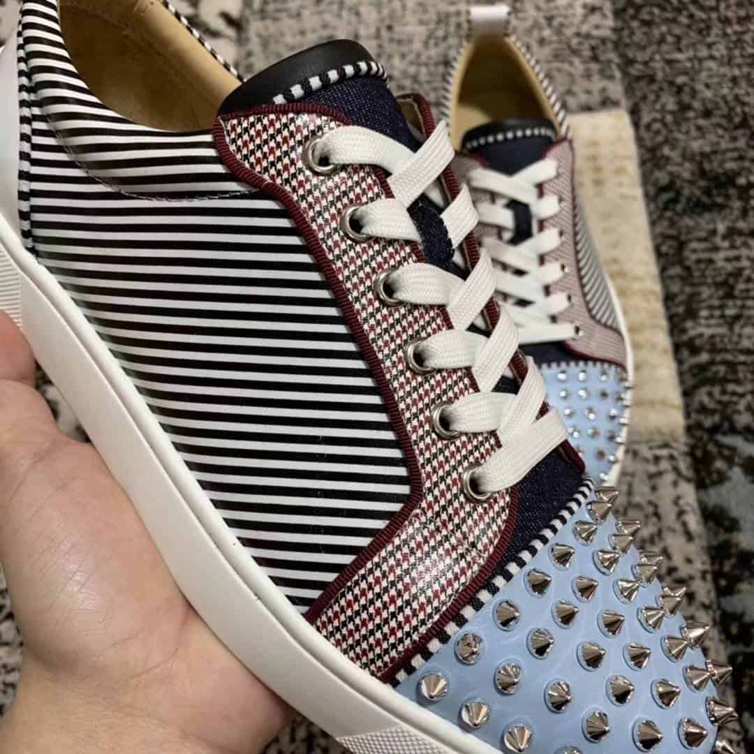 CHRISTIAN LOUBOUTIN LOW TOP SNEAKER - CL1