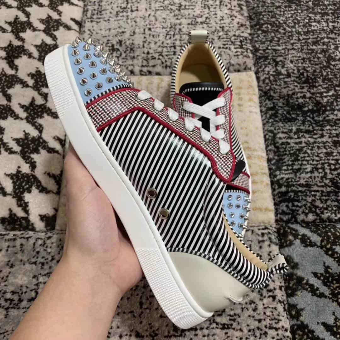 CHRISTIAN LOUBOUTIN LOW TOP SNEAKER
