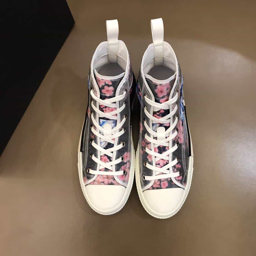 "B23" HIGH-TOP DIOR AND SORAYAMA SNEAKER