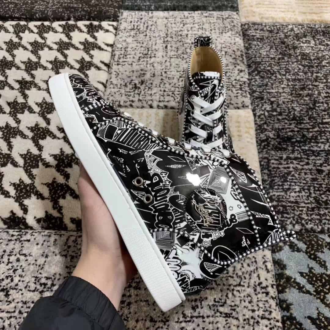 CHRISTIAN LOUBOUTIN HIGH TOP SNEAKER
