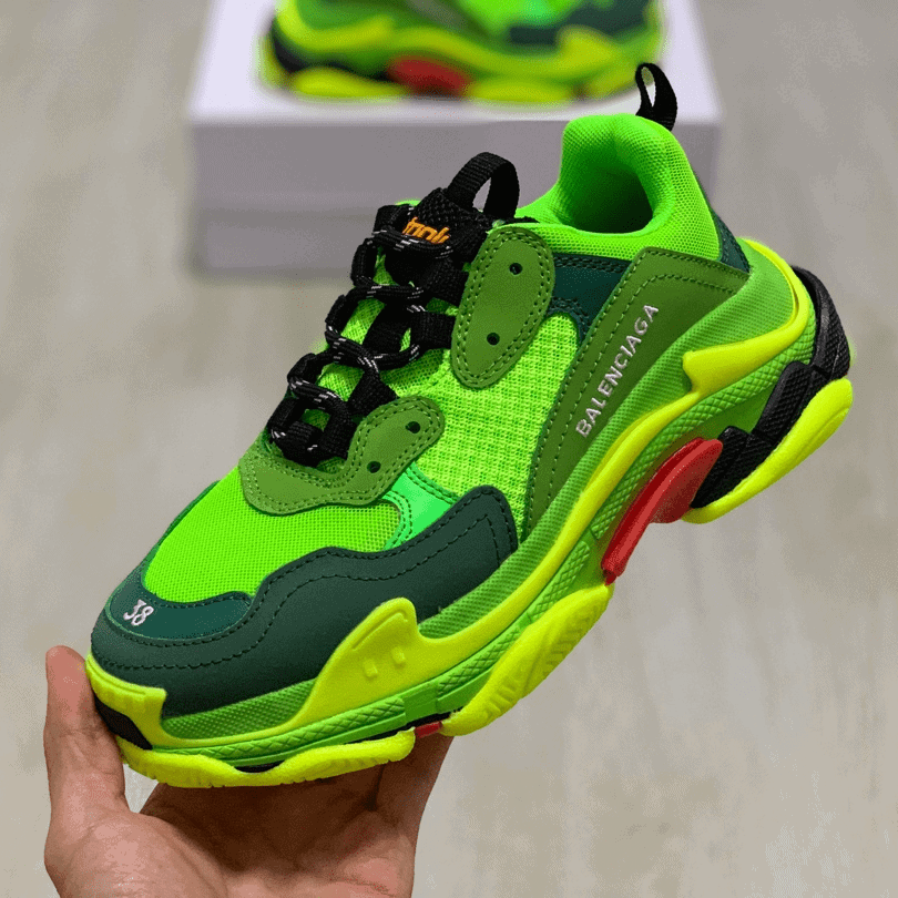 BALENCIAGA TRIPLE S TRAINERS - BB34