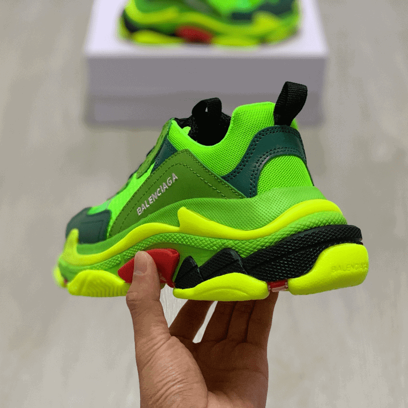 BALENCIAGA TRIPLE S TRAINERS - BB34