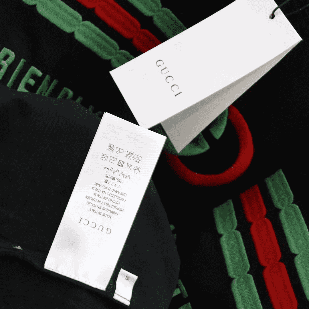 GUCCI FRIENDLY WITH MONSTERS TSHIRT - GC91