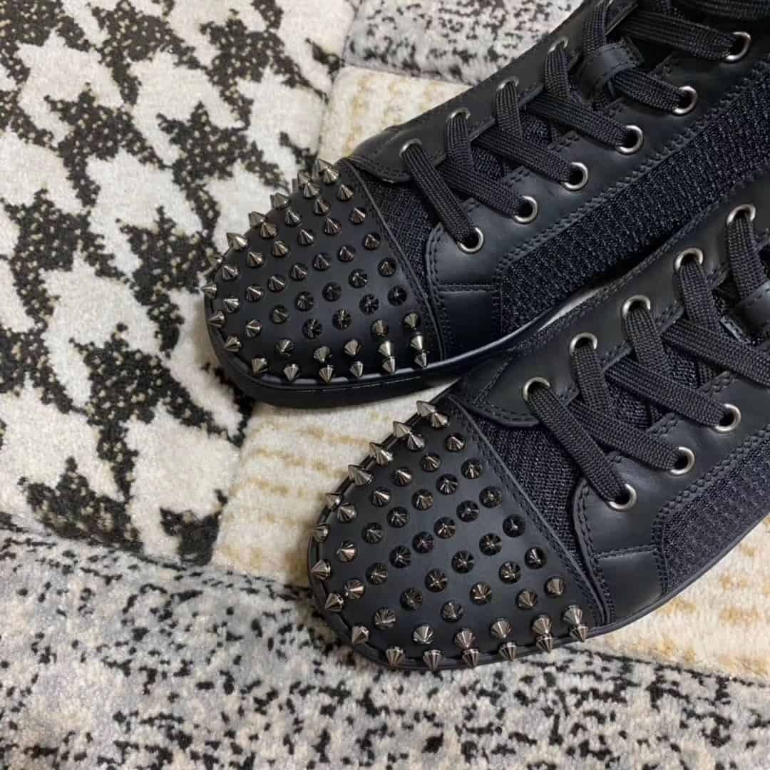 CHRISTIAN LOUBOUTIN HIGH TOP SNEAKER - CL4
