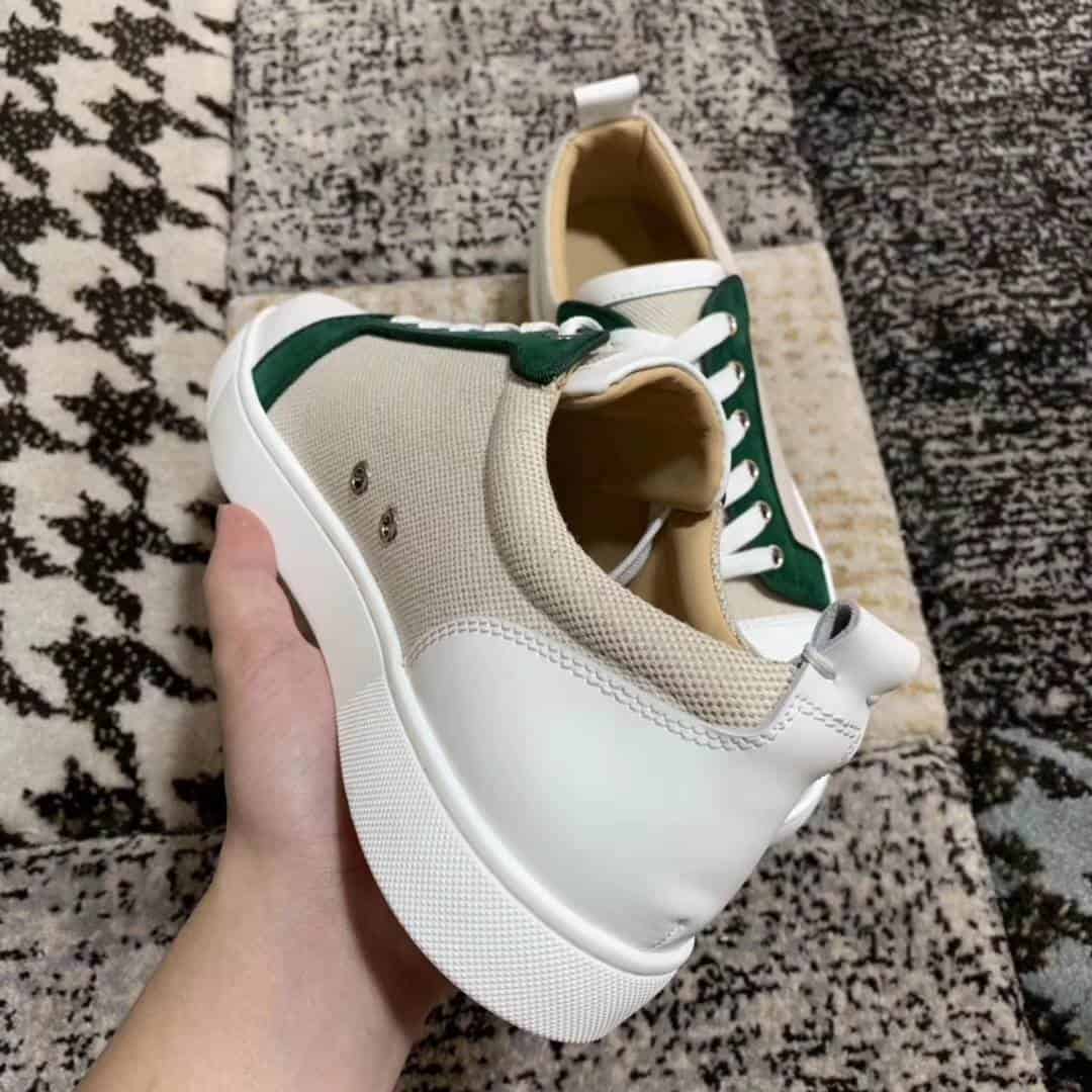 CHRISTIAN LOUBOUTIN LOW TOP SNEAKER - CL84