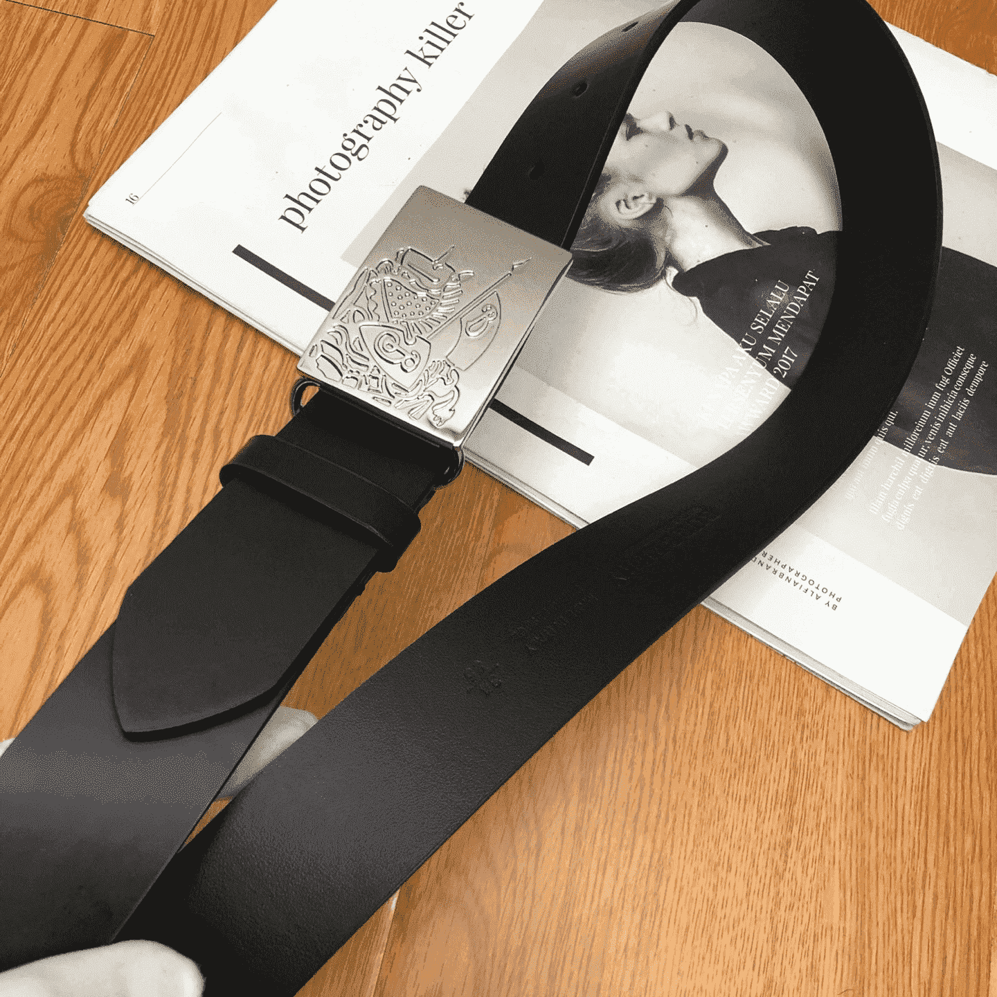 BURBERRY BLACK MEN'S LUKE LEATHER BELT - B24