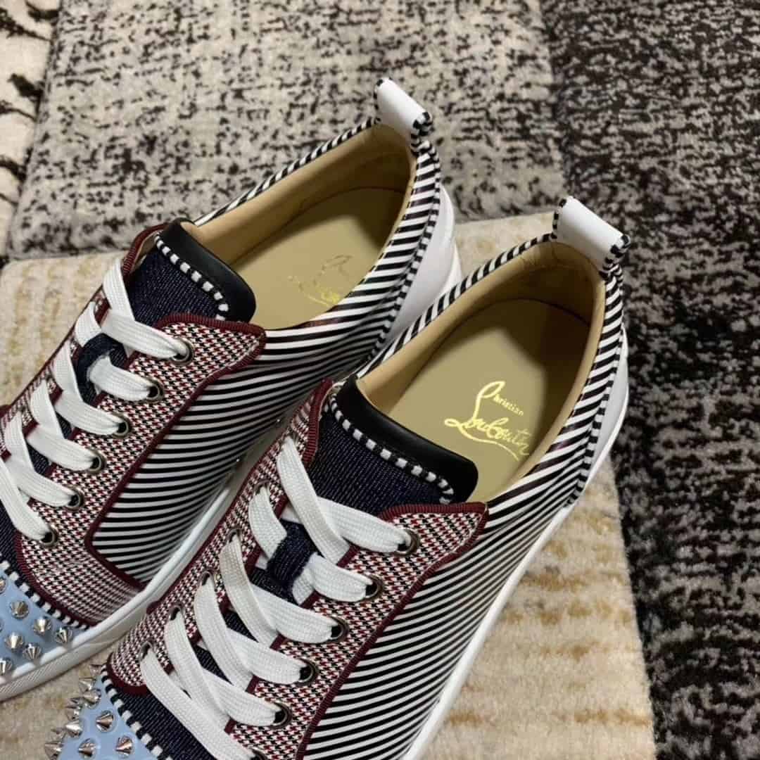 CHRISTIAN LOUBOUTIN LOW TOP SNEAKER - CL1