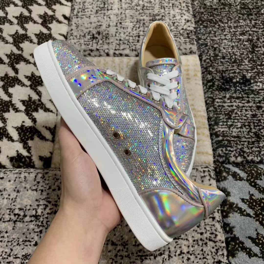 CHRISTIAN LOUBOUTIN LOW TOP SNEAKER- CL32