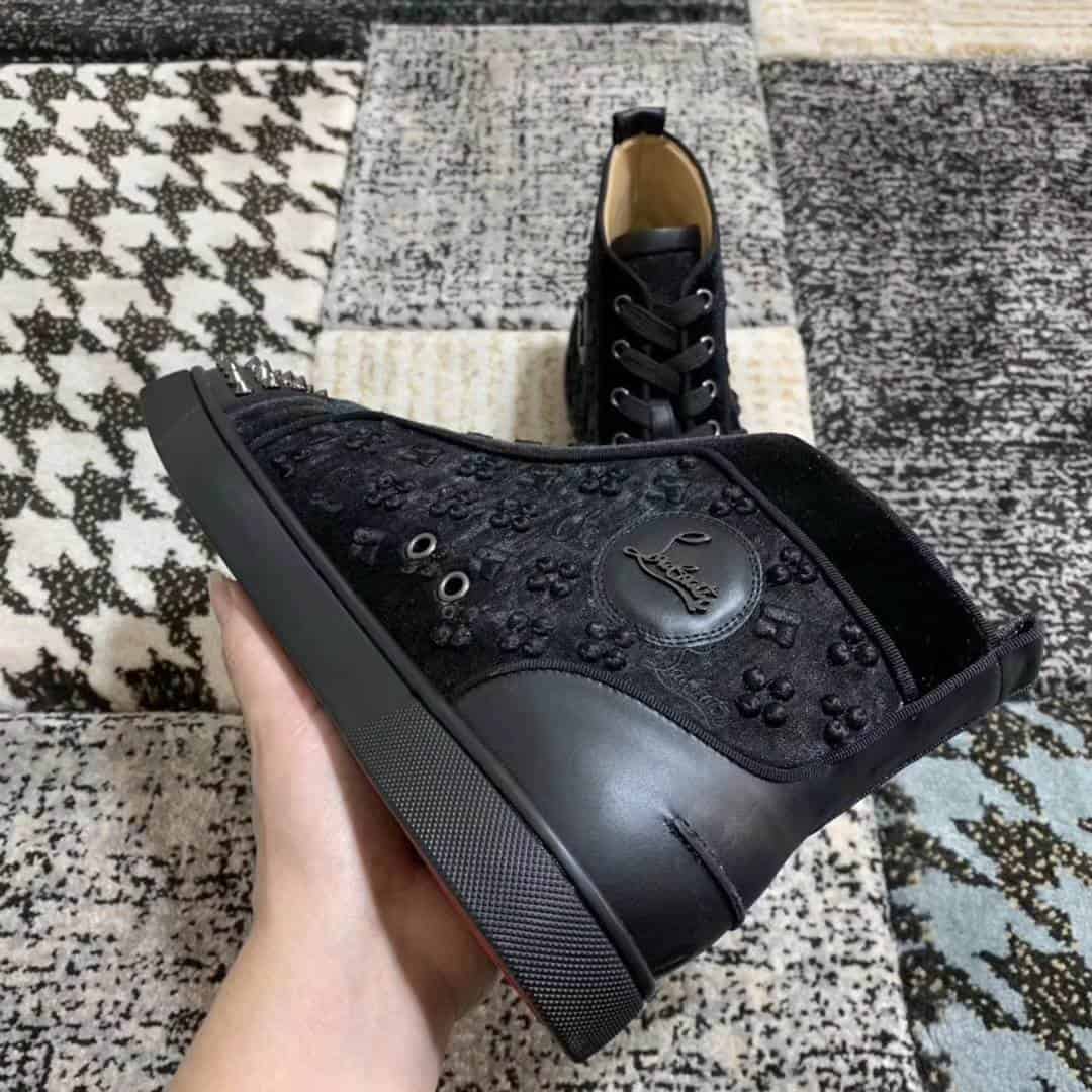 CHRISTIAN LOUBOUTIN HIGH TOP SNEAKER - CL23