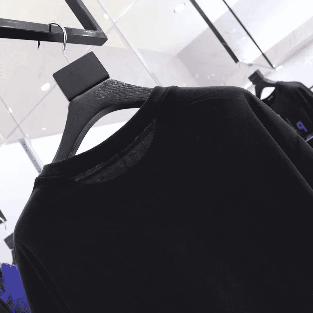 BALENCIAGA MEN'S BLACK MODE LOGO TEE - BB42