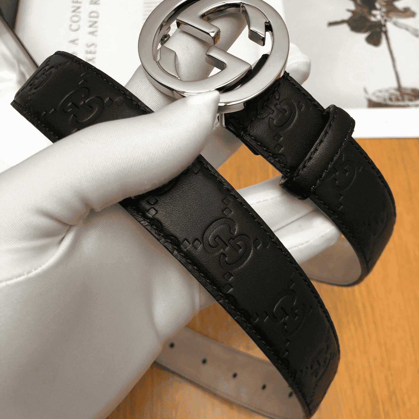 GUCCI INTERLOCKING-G LEATHER BELT - B7