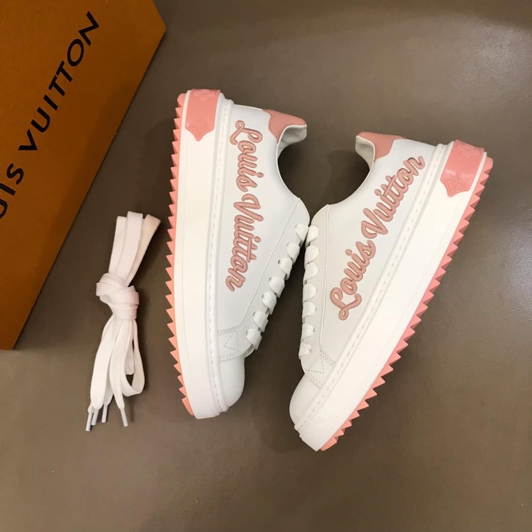 LOUIS VUITTON WOMEN'S TIME OUT SNEAKER