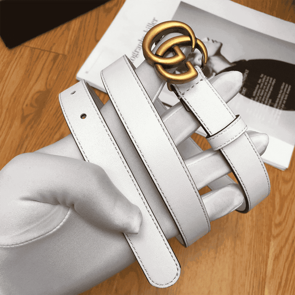 GUCCI WHITE LEATHER BELT WITH DOUBLE G BUCKLE - B15