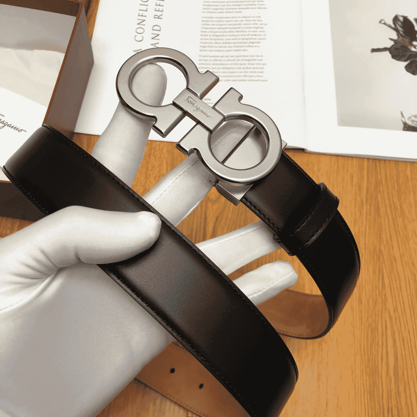 SALVATORE FERRAGAMO DOUBLE GANCIO BELT - B28