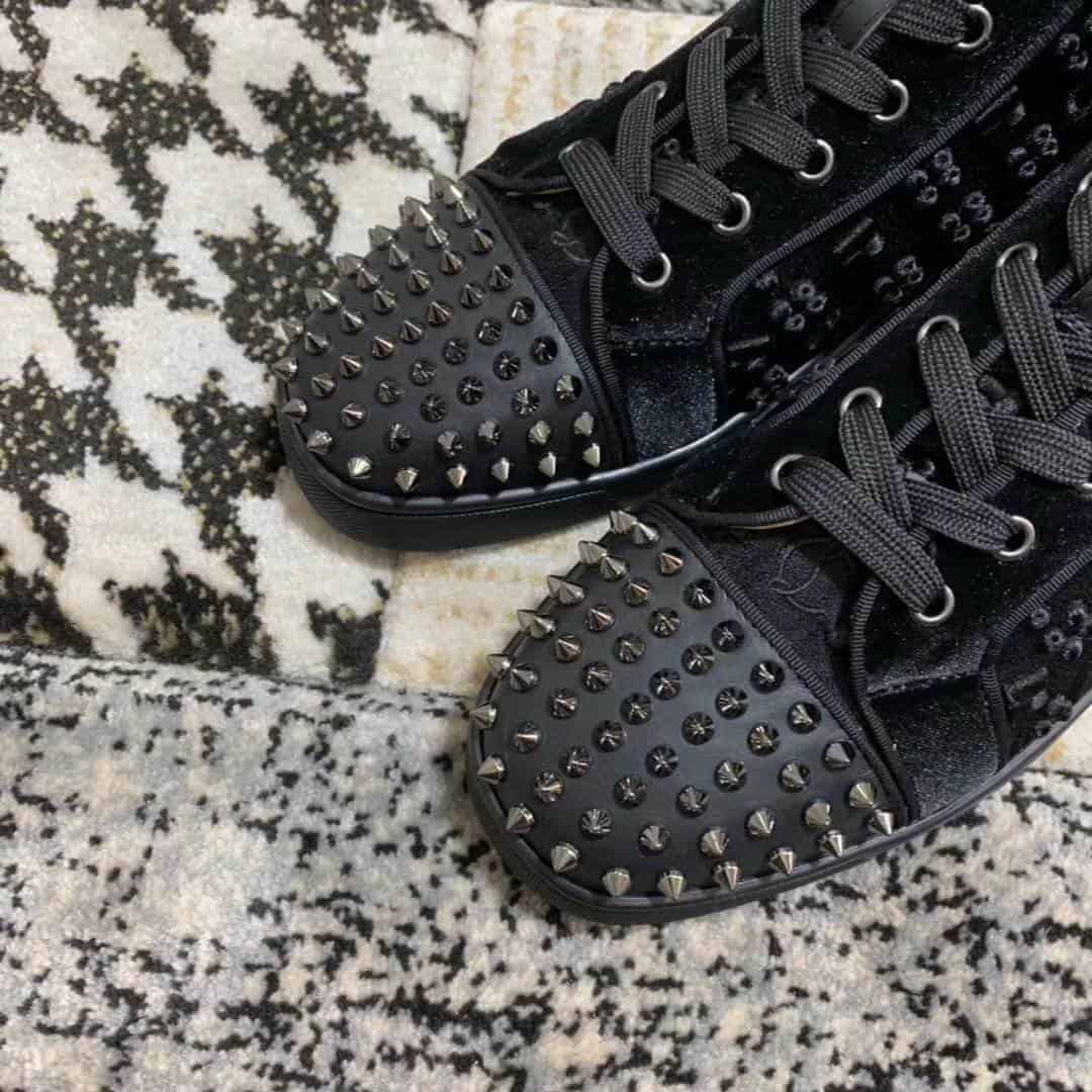 CHRISTIAN LOUBOUTIN HIGH TOP SNEAKER - CL23